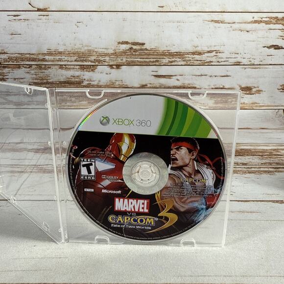 Marvel vs Capcom 3 Fate of Two Worlds Xbox 360 Video Game Fighting Disc Only - Picture 1 of 2